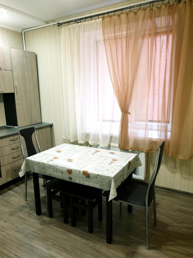 Apartment on Arceulova, 14 Lutsʼk Exterior foto
